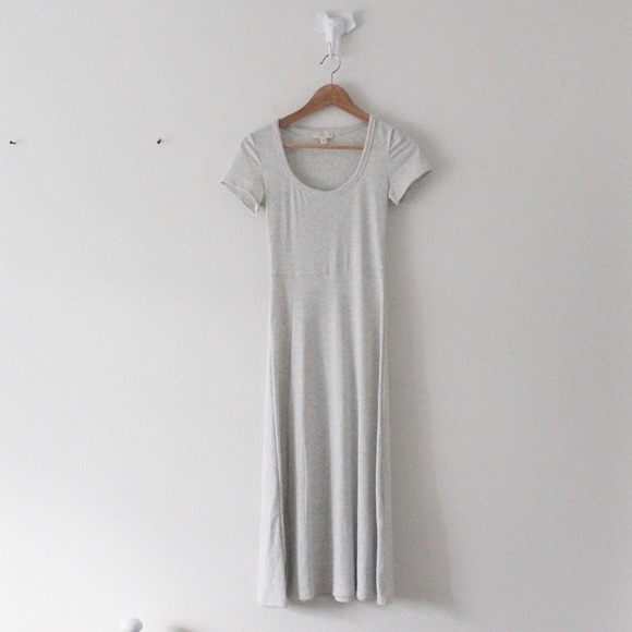 See You Monday Dresses & Skirts - See You Monday Ribbed Short Sleeve MIDI Dress with Slit L767